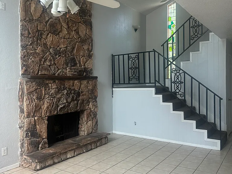 2803 Bryn Mawr Dr — Photo 6