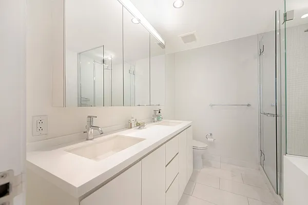Rented by Compass | media 13