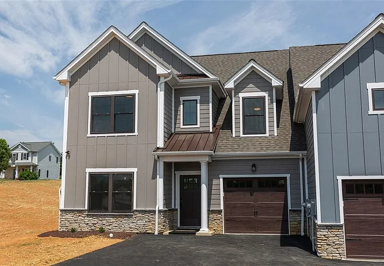 6 Kiley Ln — Photo 2