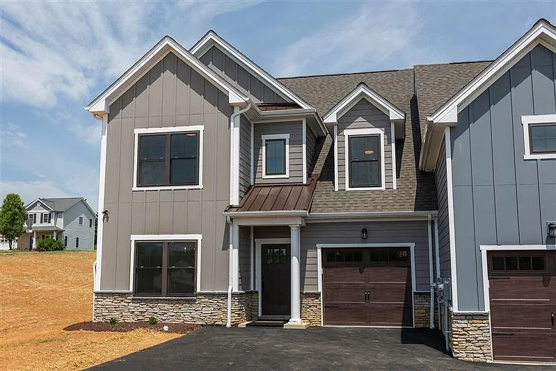 Building Photo - 6 Kiley Ln