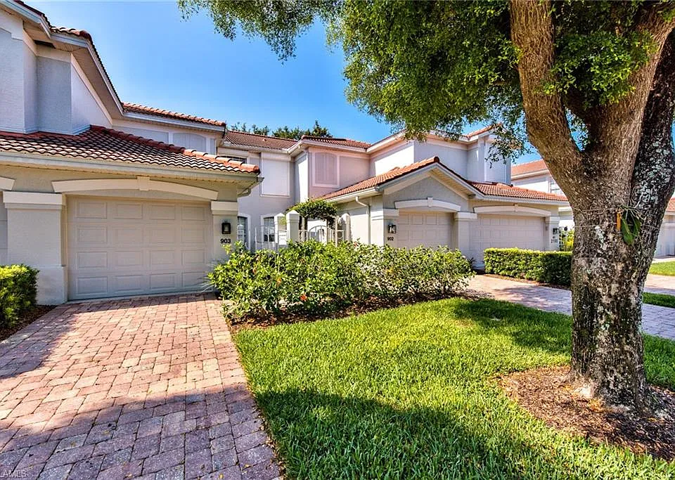 2190 Arielle Dr #902