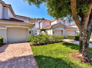 2190 Arielle Dr APT 902, Naples, FL 34109