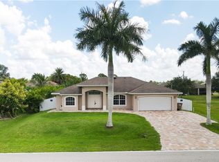 1309 S Gator Circle Cpe, Coral, FL 33909