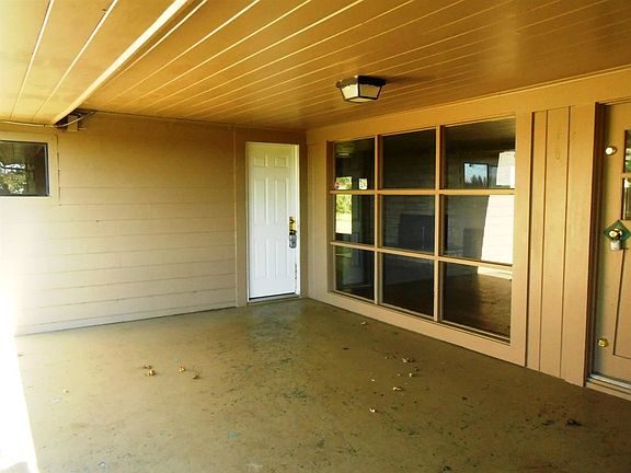 2nd image of 2654 Roy Ave