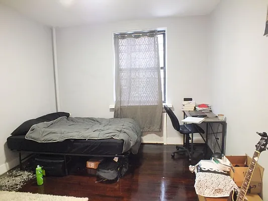 Rented by ADAR 2000 INC | media 35