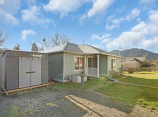 634 NE Waite St, Myrtle Creek, OR 97457