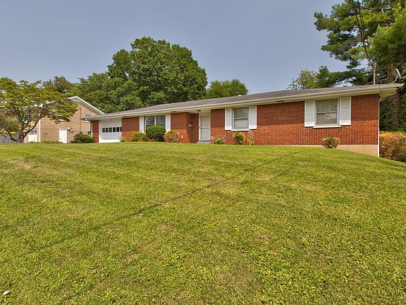 5th image of 113 Ronameki Dr
