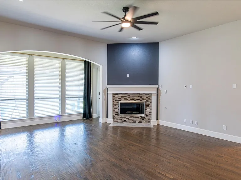 3728 Kennoway Colony — Photo 8