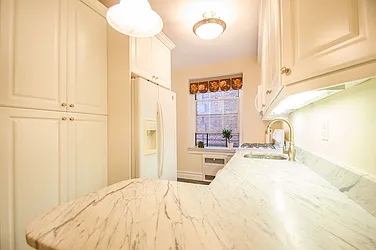 Rented by Rhona Realty