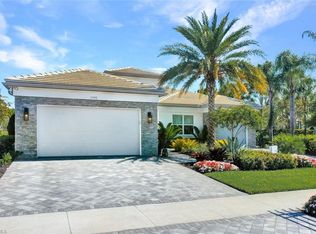 11246 Daphne Ct, Naples, FL 34120