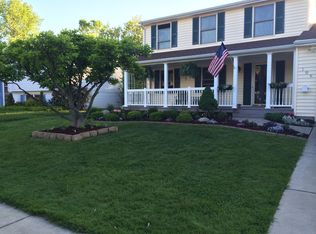 109 Heather Hill Dr, West Seneca, NY 14224