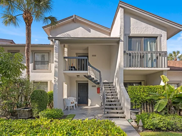 11397 Pond View Drive #E203, Wellington, FL 33414