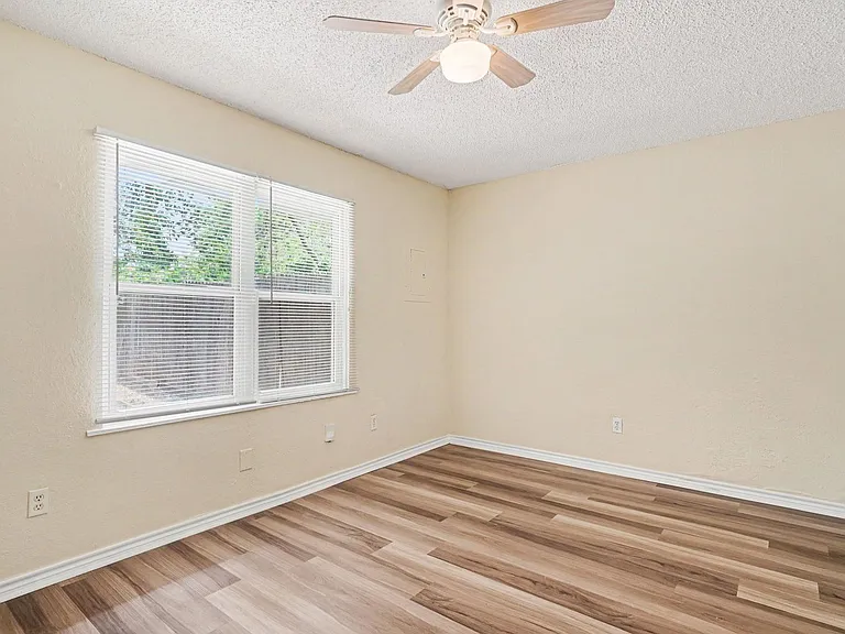 1811 Lipscomb St — Photo 17