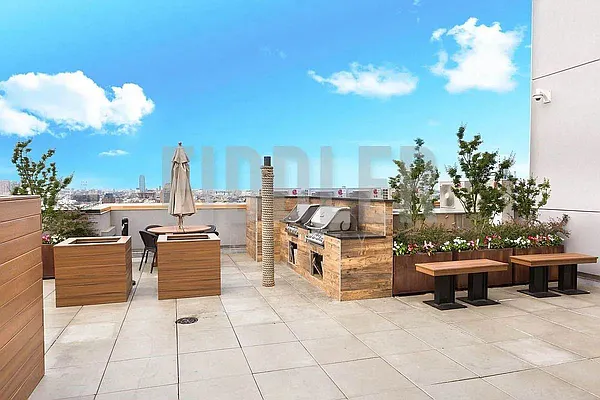 Rented by The KCI Group | media 16