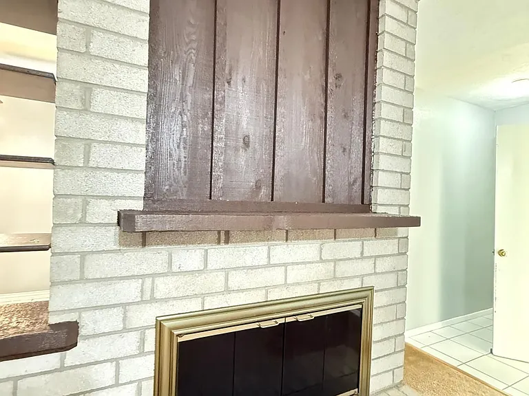 3111 Primrose Ln — Photo 4