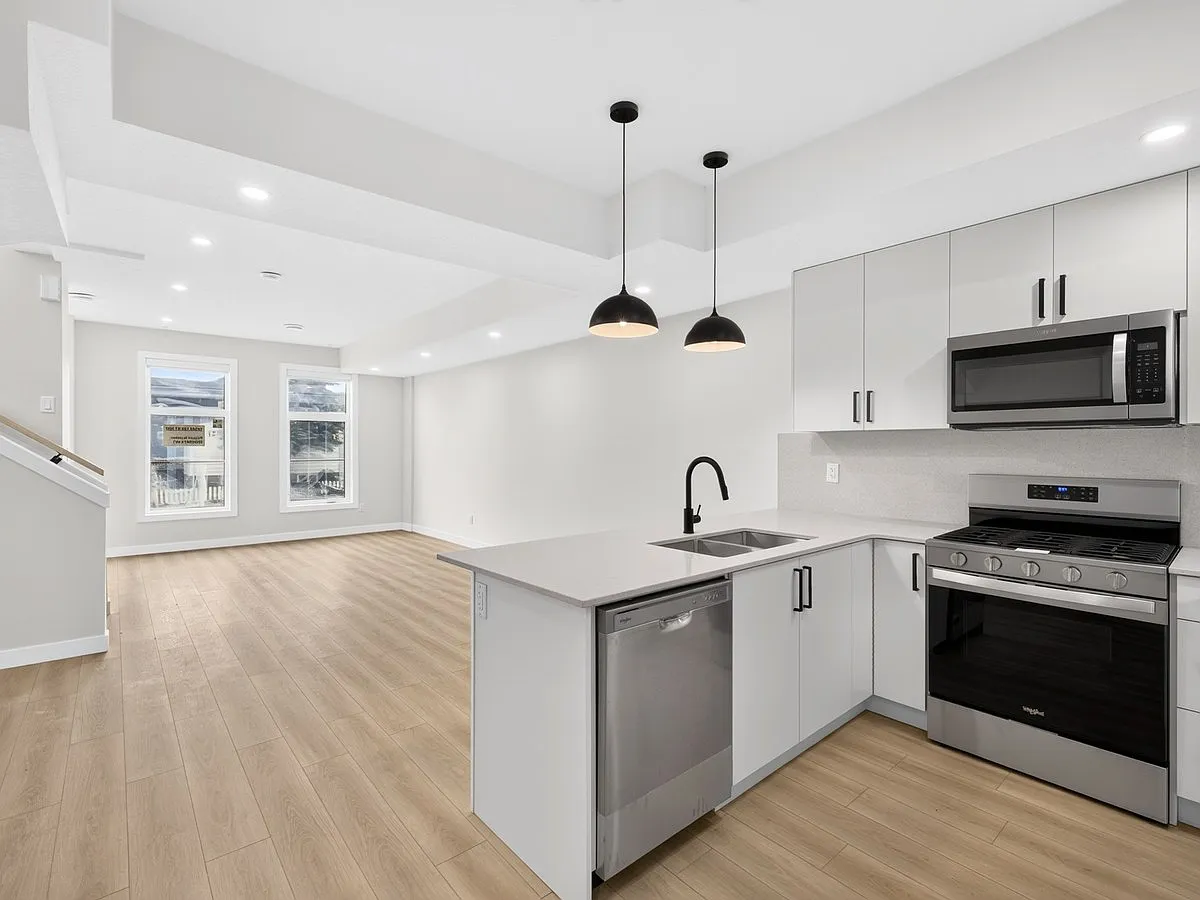 SF354 - 11306 1213 Street - Inglewood 9 Plex — Photo 3