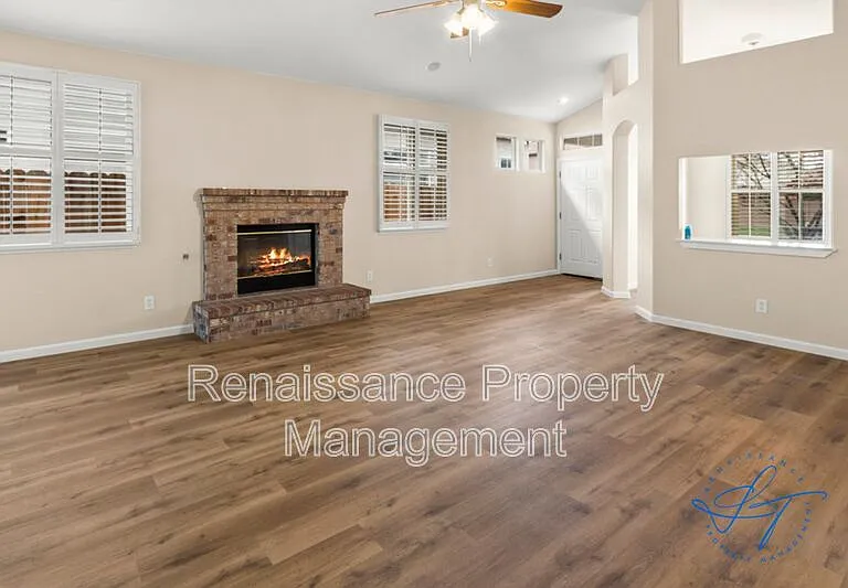 1539 Abrew Way — Photo 14