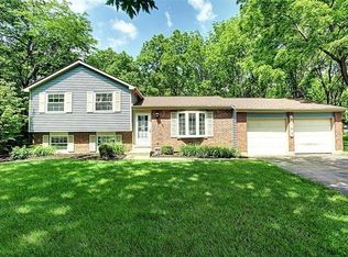 4183 Tareyton Dr, Bellbrook, OH 45305