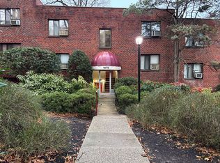 1575 N Colonial Ter APT 104Y, Arlington, VA 22209