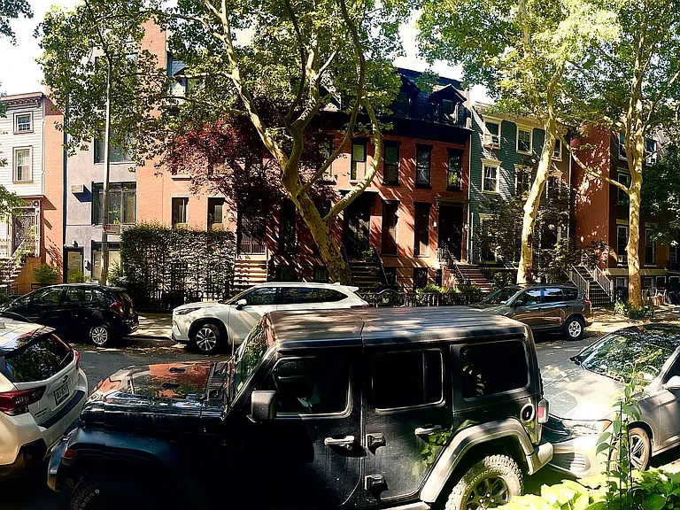 447 State St #4 — Photo 37