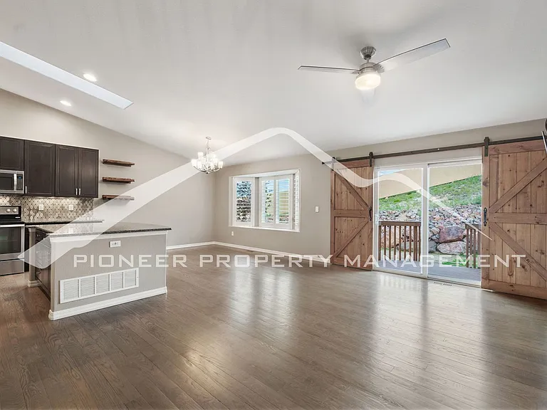 4349 High Mountain Point — Photo 3