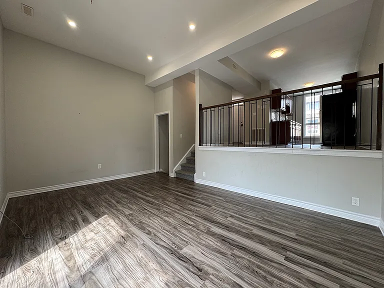 357 Murray St #14 — Photo 3