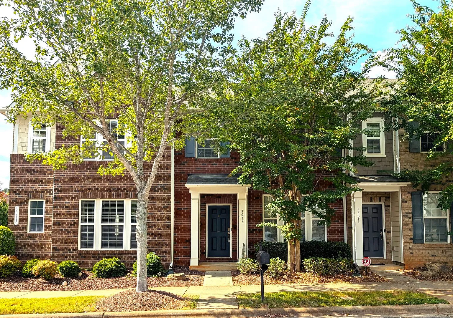 Mint Hill! 3 Bedroom! 100% Renovated! — Photo 1
