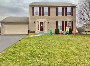 5415 Quamby Rd, Clay, NY 13041