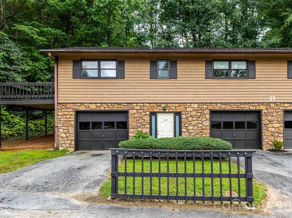 117 View De Lake Dr, Etowah, NC 28729