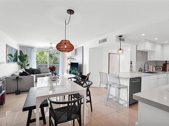 3rd image of 1605 Bay Rd APT 201