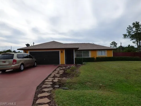521 5th Ave, Lehigh Acres, FL 33972