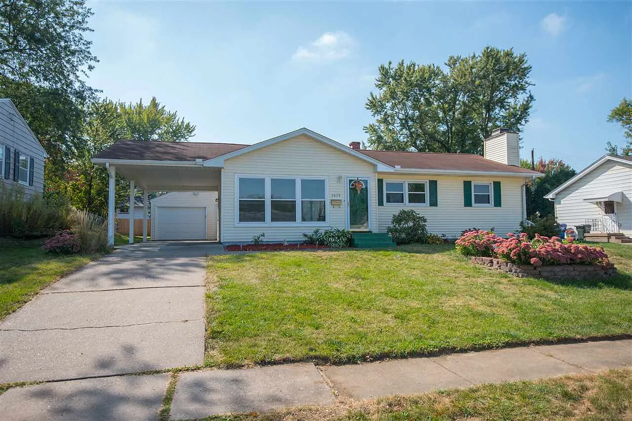 3029 W High St photo 1