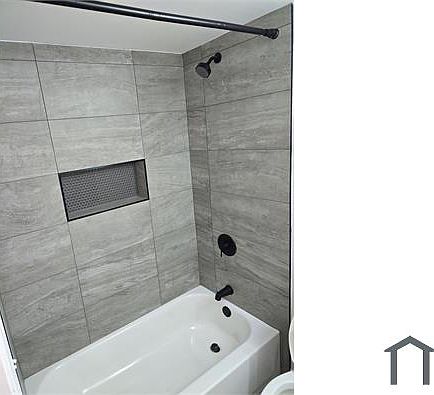 1st image of 2805 Jasper St SE #103