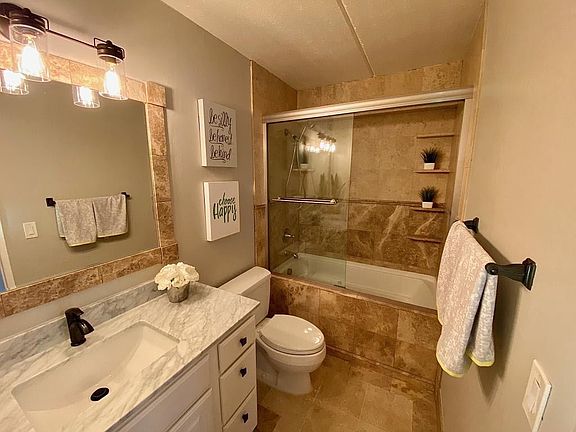 2nd image of 1700 Civic Center Dr APT 216