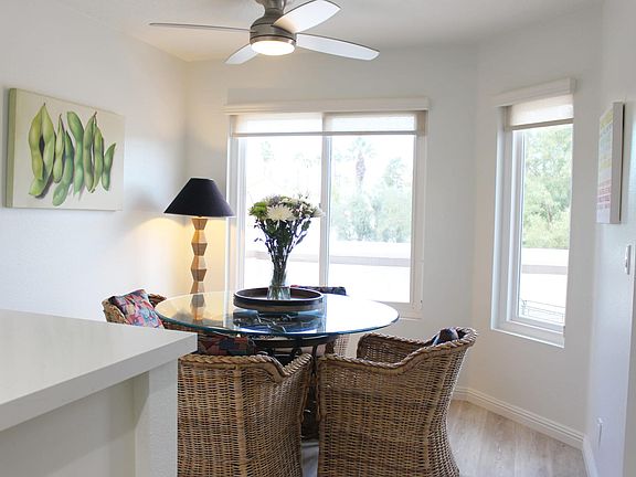 3rd image of 660 Vista Lago Cir N