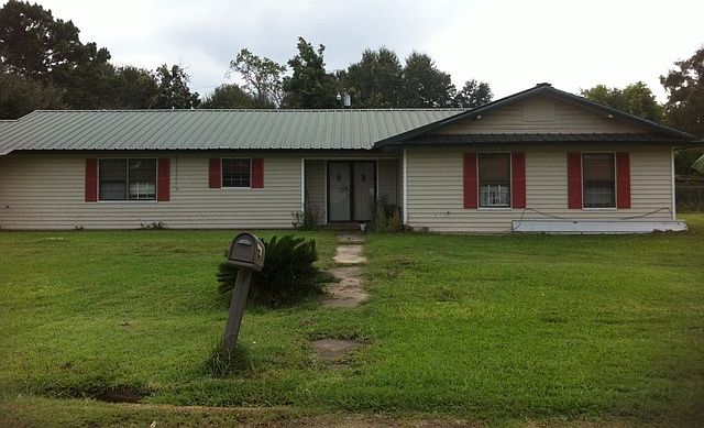 1st image of 708 Redwood St