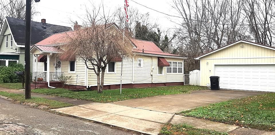 1st image of 5931 Woodland Ave