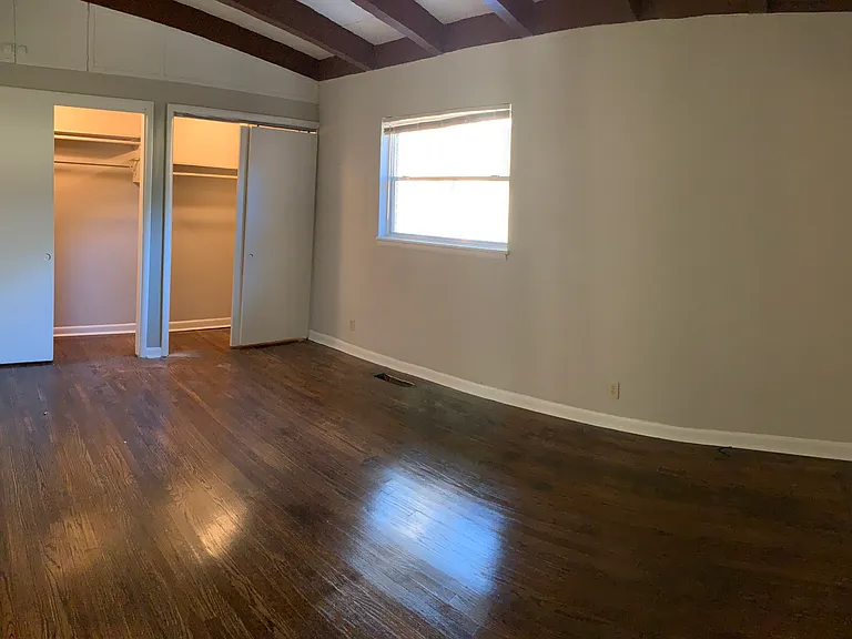 3930 Montclair Rd — Photo 18