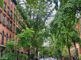 118 E 10th St #4, New York, NY 10003