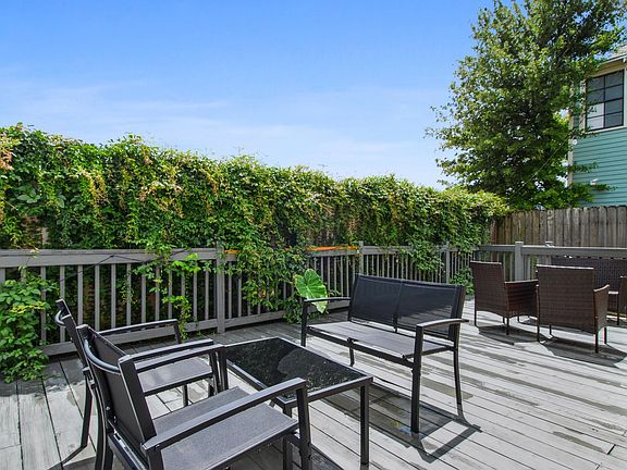 3rd image of 2227 2nd St #2227