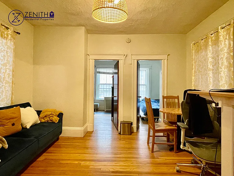 74 Phillips St #2 — Photo 2