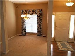 2nd image of 1587 Clay Hills Dr
