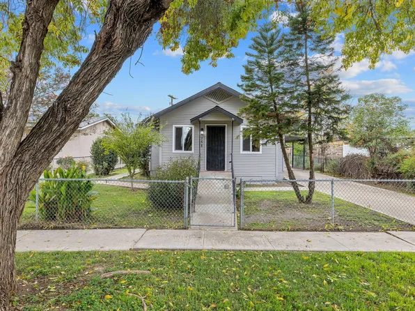 751 S G Street, Tulare, CA 93274