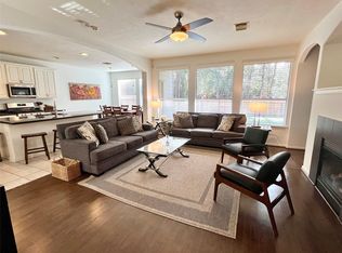 2 Stone Arrow Pl, Spring, TX 77382