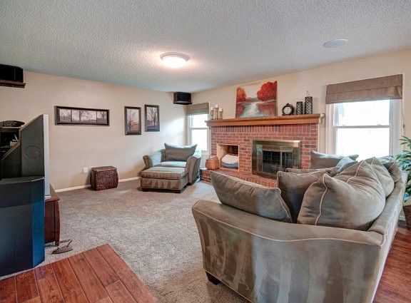 3rd image of 688 E Phillips Dr N