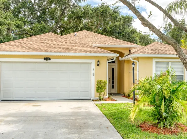 893 Tavernier Cir NE, Palm Bay, FL 32905