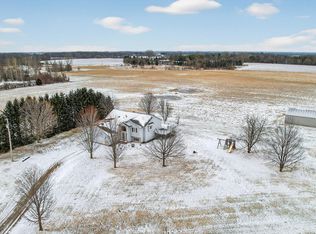 8210 Dempsey Ave SW, Waverly, MN 55390