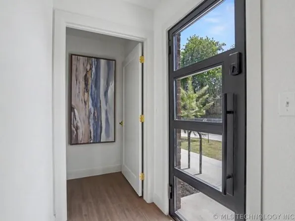 Neon Quarter Townhomes, 1379 E 13th St S, Tulsa, OK 74112