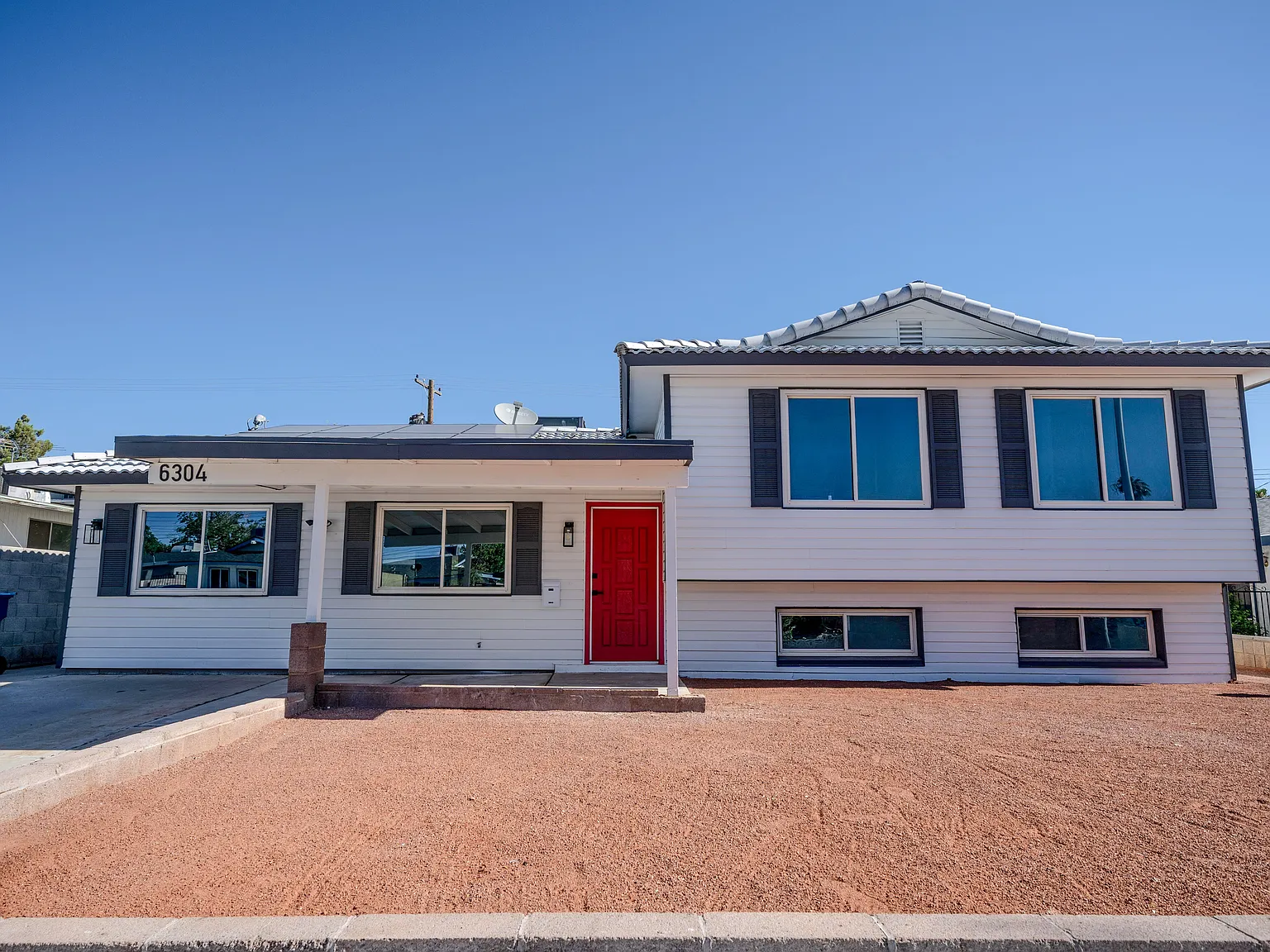 4 bed, 2.0 bath, 2000 sqft, $884 — Photo 3