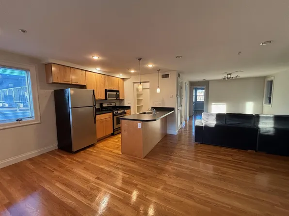 1110 Massachusetts Ave, Cambridge, MA